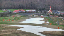 Horní část sjezdovky skiareálu Hlubočky