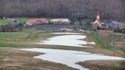 Horní část sjezdovky skiareálu Hlubočky