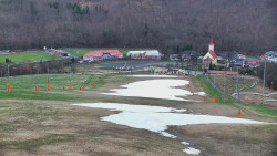 Horní část sjezdovky skiareálu Hlubočky
