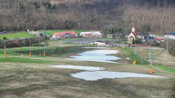 Horní část sjezdovky skiareálu Hlubočky