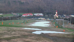 Horní část sjezdovky skiareálu Hlubočky