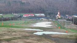 Horní část sjezdovky skiareálu Hlubočky