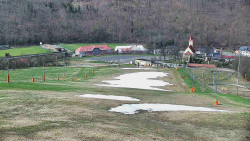 Horní část sjezdovky skiareálu Hlubočky