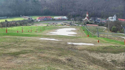 Horní část sjezdovky skiareálu Hlubočky