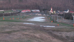 Horní část sjezdovky skiareálu Hlubočky