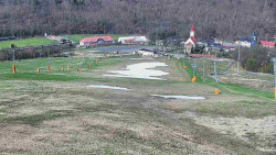 Horní část sjezdovky skiareálu Hlubočky