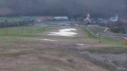 Horní část sjezdovky skiareálu Hlubočky