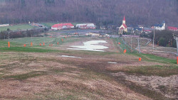 Horní část sjezdovky skiareálu Hlubočky