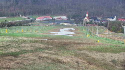 Horní část sjezdovky skiareálu Hlubočky