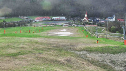 Horní část sjezdovky skiareálu Hlubočky