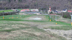 Horní část sjezdovky skiareálu Hlubočky