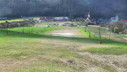 Horní část sjezdovky skiareálu Hlubočky