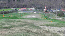 Horní část sjezdovky skiareálu Hlubočky