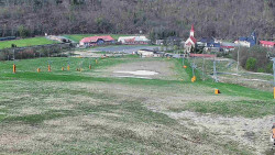 Horní část sjezdovky skiareálu Hlubočky