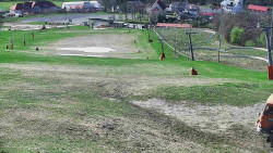 Horní část sjezdovky skiareálu Hlubočky