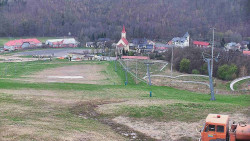 Horní část sjezdovky skiareálu Hlubočky