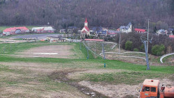 Horní část sjezdovky skiareálu Hlubočky