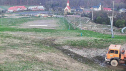 Horní část sjezdovky skiareálu Hlubočky