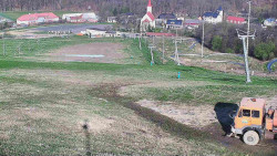 Horní část sjezdovky skiareálu Hlubočky