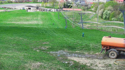 Horní část sjezdovky skiareálu Hlubočky