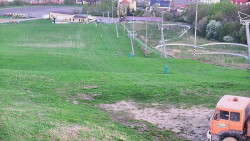 Horní část sjezdovky skiareálu Hlubočky