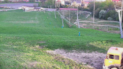 Horní část sjezdovky skiareálu Hlubočky