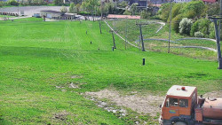 Horní část sjezdovky skiareálu Hlubočky