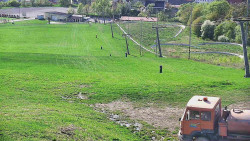 Horní část sjezdovky skiareálu Hlubočky