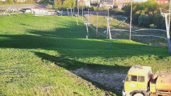 Horní část sjezdovky skiareálu Hlubočky