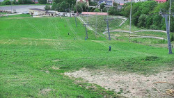 Horní část sjezdovky skiareálu Hlubočky