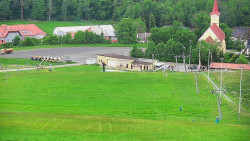 Horní část sjezdovky skiareálu Hlubočky