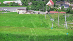 Horní část sjezdovky skiareálu Hlubočky