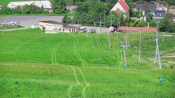 Horní část sjezdovky skiareálu Hlubočky