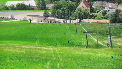 Horní část sjezdovky skiareálu Hlubočky