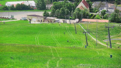 Horní část sjezdovky skiareálu Hlubočky