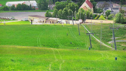 Horní část sjezdovky skiareálu Hlubočky