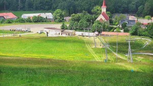 Skiareál Hlubočky - Horní část sjezdovky skiareálu Hlubočky - 31.5.2026 v 12:25 Skiareál Hlubočky - Horní část sjezdovky skiareálu Hlubočky - 31.5.2026 v 12:25