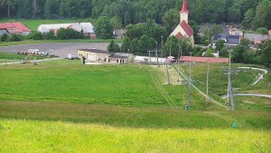 Skiareál Hlubočky - Horní část sjezdovky skiareálu Hlubočky - 31.5.2026 v 12:40 Skiareál Hlubočky - Horní část sjezdovky skiareálu Hlubočky - 31.5.2026 v 12:40