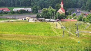 Skiareál Hlubočky - Horní část sjezdovky skiareálu Hlubočky - 31.5.2026 v 13:10 Skiareál Hlubočky - Horní část sjezdovky skiareálu Hlubočky - 31.5.2026 v 13:10