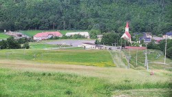 Horní část sjezdovky skiareálu Hlubočky