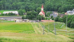 Horní část sjezdovky skiareálu Hlubočky