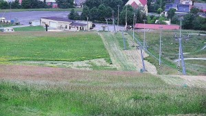 Skiareál Hlubočky - Horní část sjezdovky skiareálu Hlubočky - 13.6.2026 v 11:50 Skiareál Hlubočky - Horní část sjezdovky skiareálu Hlubočky - 13.6.2026 v 11:50