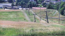 Górna część trasy narciarskiej w ośrodku narciarskim Hlubočky