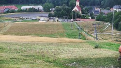 Horní část sjezdovky skiareálu Hlubočky