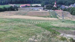 Horní část sjezdovky skiareálu Hlubočky