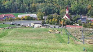 Skiareál Hlubočky - Horní část sjezdovky skiareálu Hlubočky - 9.10.2026 v 12:55 Skiareál Hlubočky - Horní část sjezdovky skiareálu Hlubočky - 9.10.2026 v 12:55