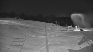 Skiareál Hlubočky - Sjezdovka skiareálu Hlubočky - 5.1.2026 v 04:00 Skiareál Hlubočky - Sjezdovka skiareálu Hlubočky - 5.1.2026 v 04:00