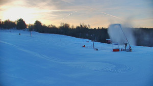 Skiareál Hlubočky - Sjezdovka skiareálu Hlubočky - 5.1.2026 v 08:00 Skiareál Hlubočky - Sjezdovka skiareálu Hlubočky - 5.1.2026 v 08:00