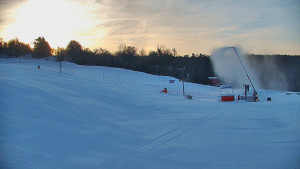 Skiareál Hlubočky - Sjezdovka skiareálu Hlubočky - 5.1.2026 v 08:45 Skiareál Hlubočky - Sjezdovka skiareálu Hlubočky - 5.1.2026 v 08:45