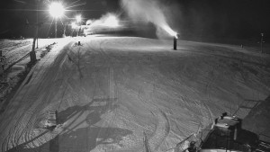 Skiareál Hlubočky - Sjezdovka skiareálu Hlubočky - 7.1.2026 v 21:15 Skiareál Hlubočky - Sjezdovka skiareálu Hlubočky - 7.1.2026 v 21:15